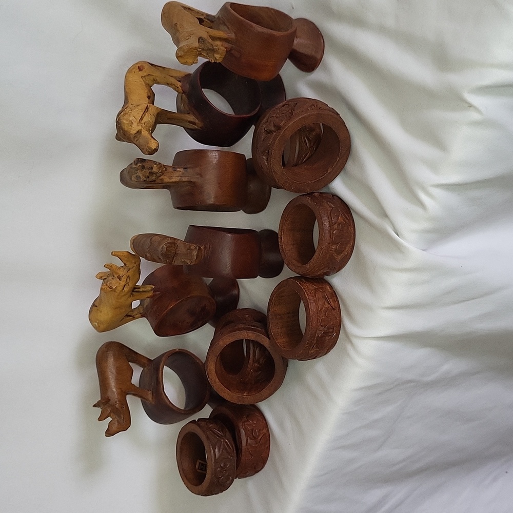 Wooden Jungle Animal Set (14) Napkin Rings Made in India Vintage